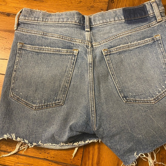 EUC Abercrombie & Fitch 4in mom shorts size 29/8 - Picture 3 of 3